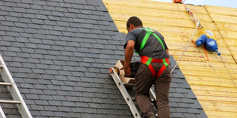 Couverture et étanchéité toiture à Brest et Finistère - Solutions & Rénovations